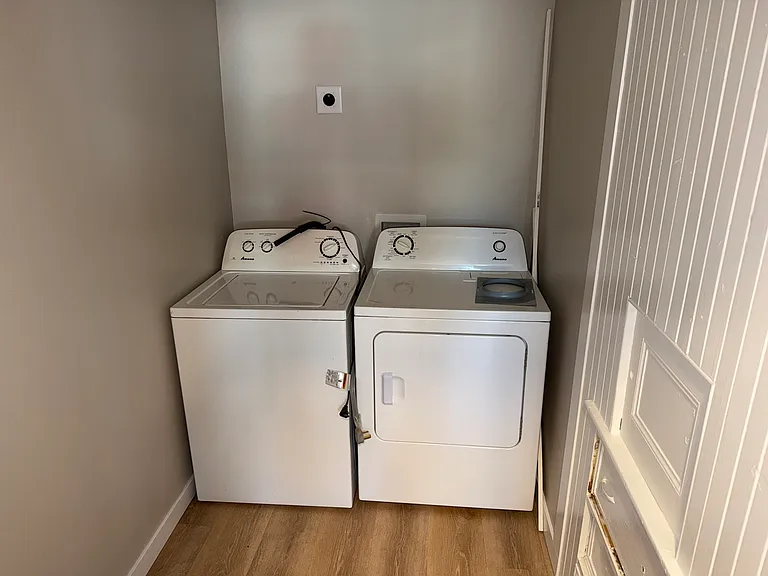 4 Adams St #1 — Photo 14