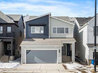 286 E Baneberry Way SW, Airdrie, AB T4B 5R9