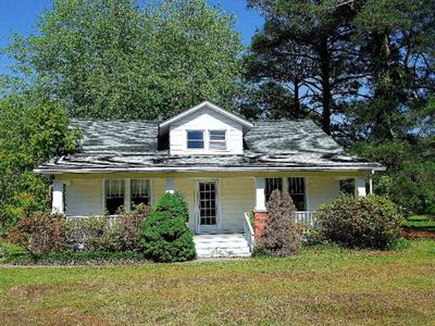 6537 New Point Comfort Hwy, Susan, VA, 23163