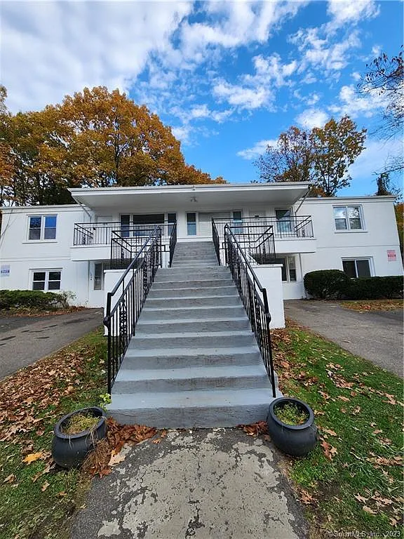 2 bed, 1.0 bath, 1000 sqft, $1,895 — Photo 3