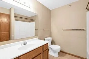 2056 15th Ave N #9 — Photo 11