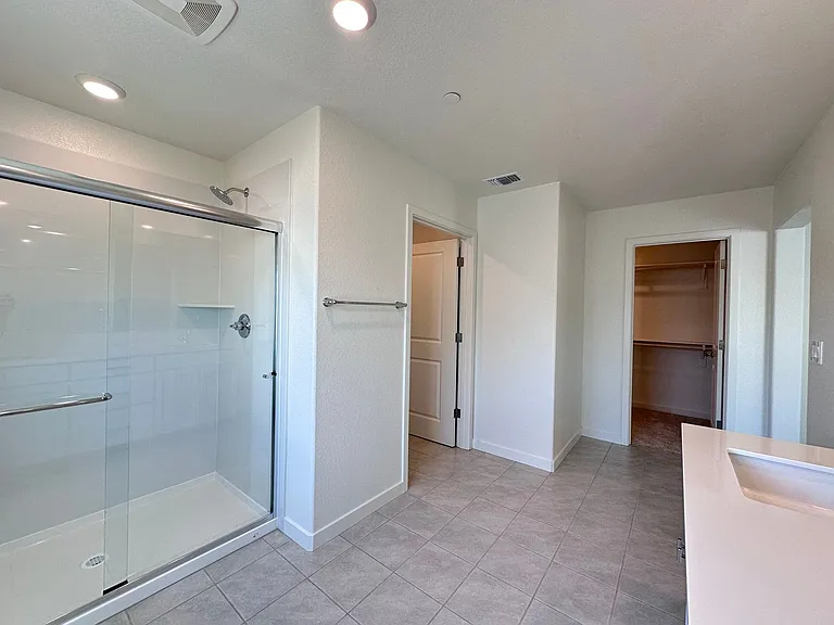 3396 Shaker Way — Photo 38