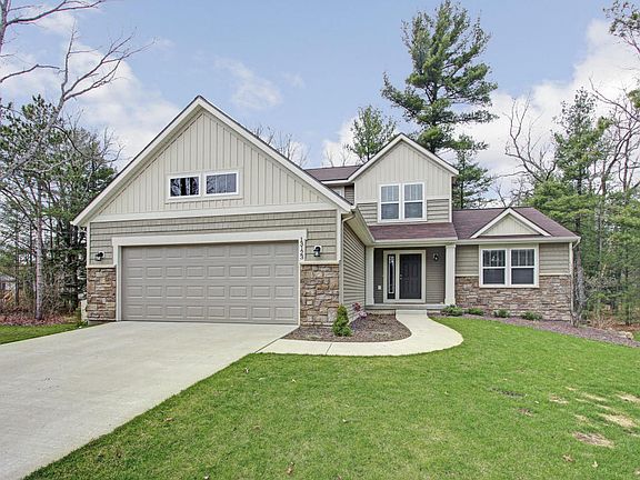 3rd image of 13123 Woodvale Ct