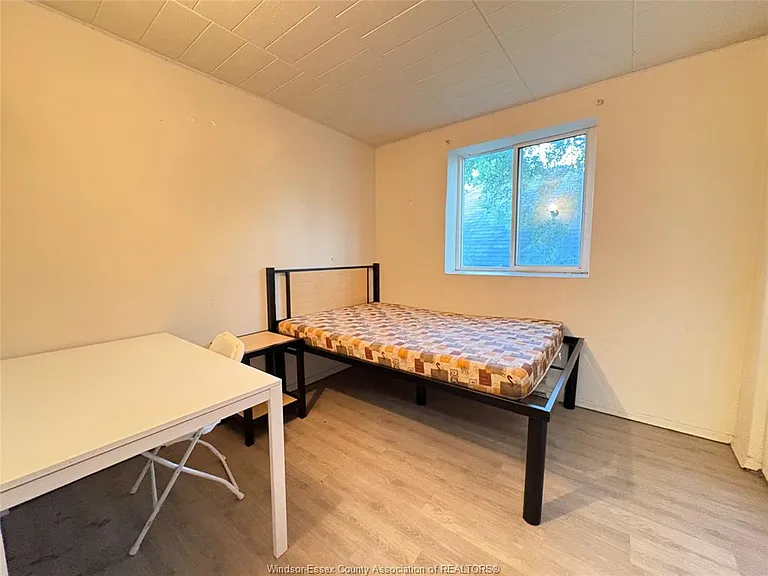 3044 Sandwich St #302 — Photo 13
