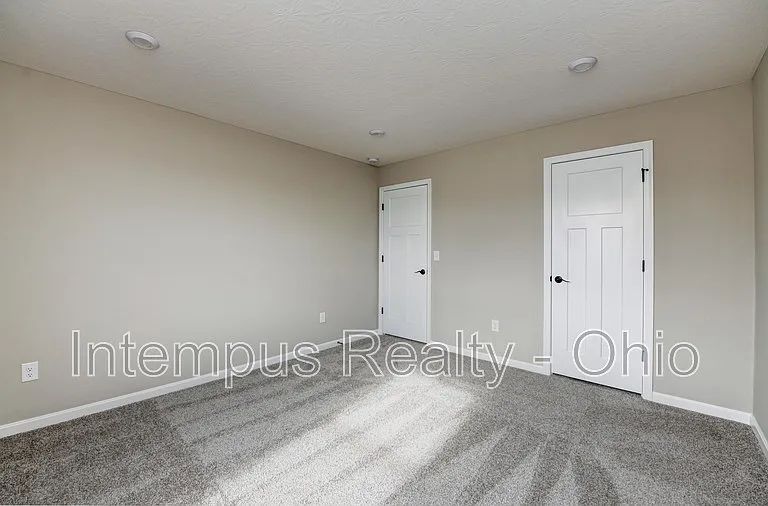 1003 Beehive Grv — Photo 23