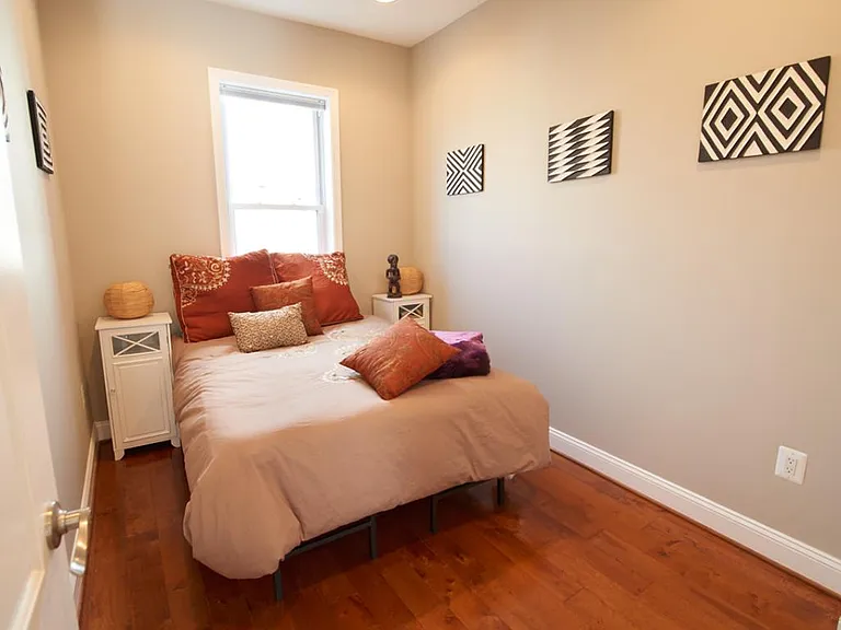 25 Q St NW — Photo 9