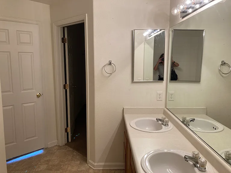 5151 W 29th St #208 — Photo 26