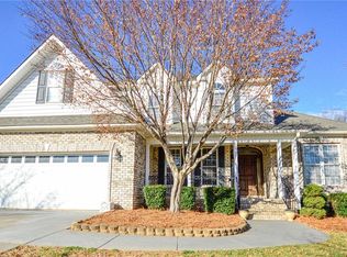 2029 Rossmore Rd, Clemmons, NC 27012