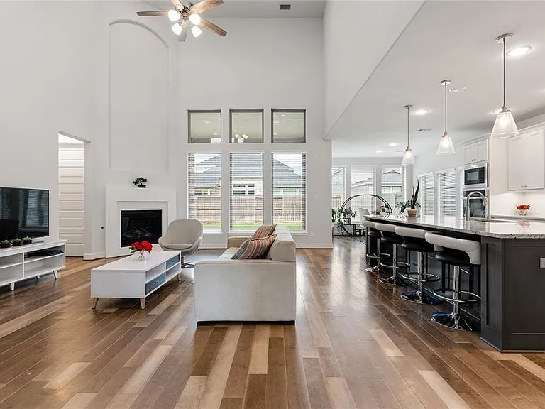 28926 Creekside Bend Dr — Photo 4