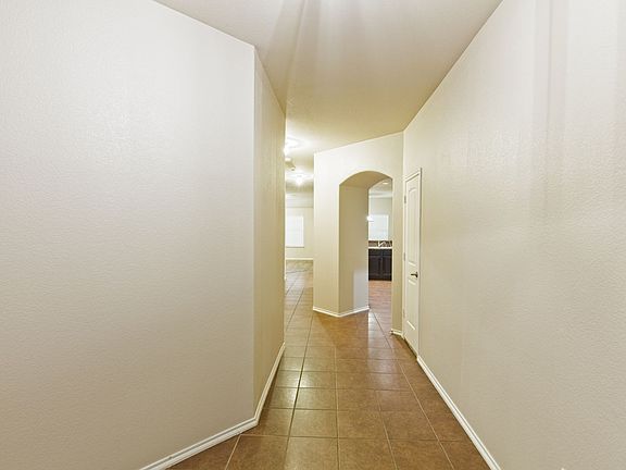 5th image of 2228 Jocelyn Way