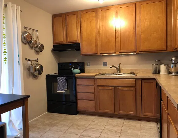 3 bed, 1.5 bath, $3,195 — Photo 2