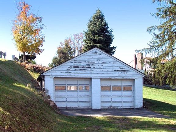 2 Car Garage