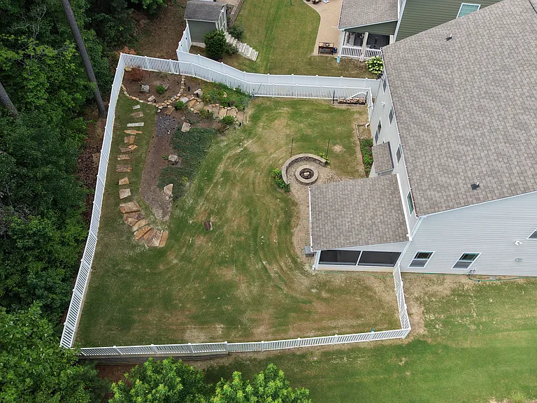 3931 Lake Breeze Dr — Photo 26