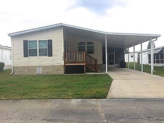 3rd image of 7819 Walkers Cay Ave