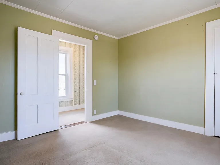 38-40 Middle St #38 — Photo 6