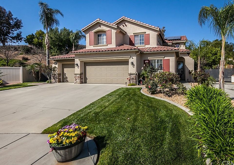 1st image of 29665 Lochinvar St