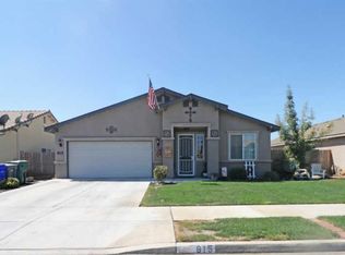 815 Maple Ave, Lindsay, CA 93247