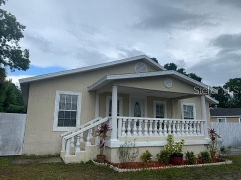 3rd image of 4305 N Suwanee Ave