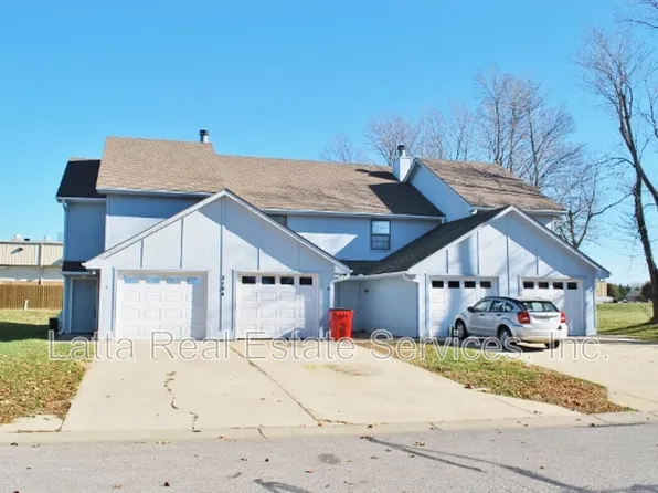 2104 SW 8th St APT B, Blue Springs, MO 64015