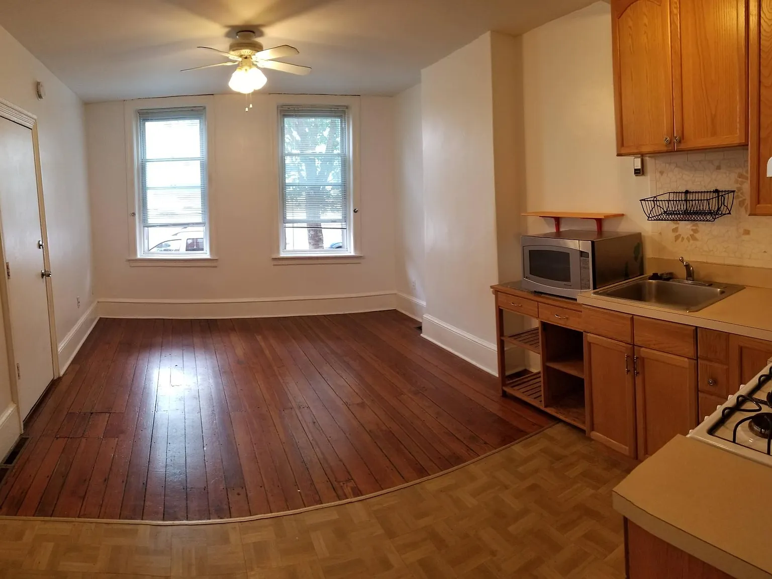 922 Ellsworth St — Photo 1
