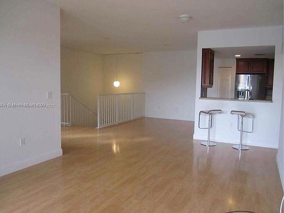 3rd image of 6740 NW 114th Ave APT 724