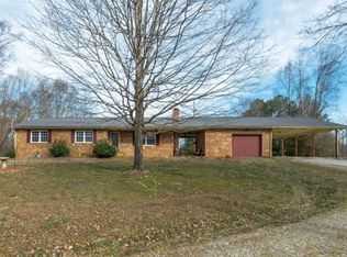 170 Fulgem Cemetery Rd, Burns, TN 37029