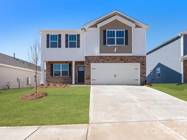 839 Adelston Ln, Asheville, NC 28804