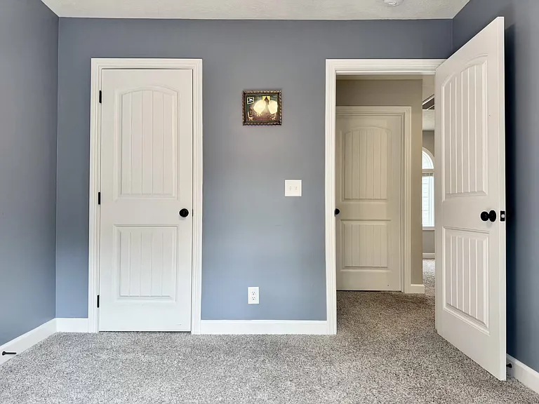 1057 Brightwood Ct — Photo 36