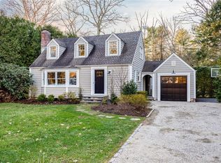 25 Woods Grove Rd, Westport, CT 06880