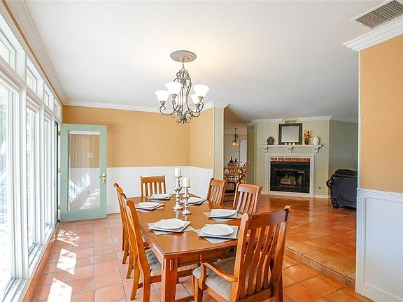 5th image of 4214 Buckingham Dr