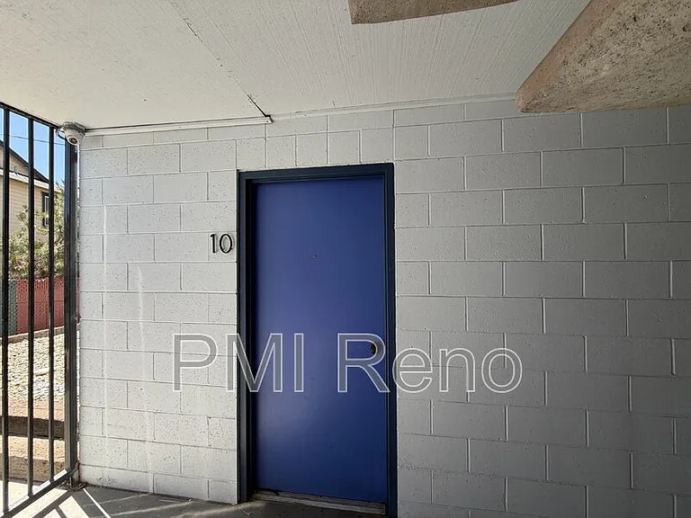 778 Forest St #10 — Photo 4