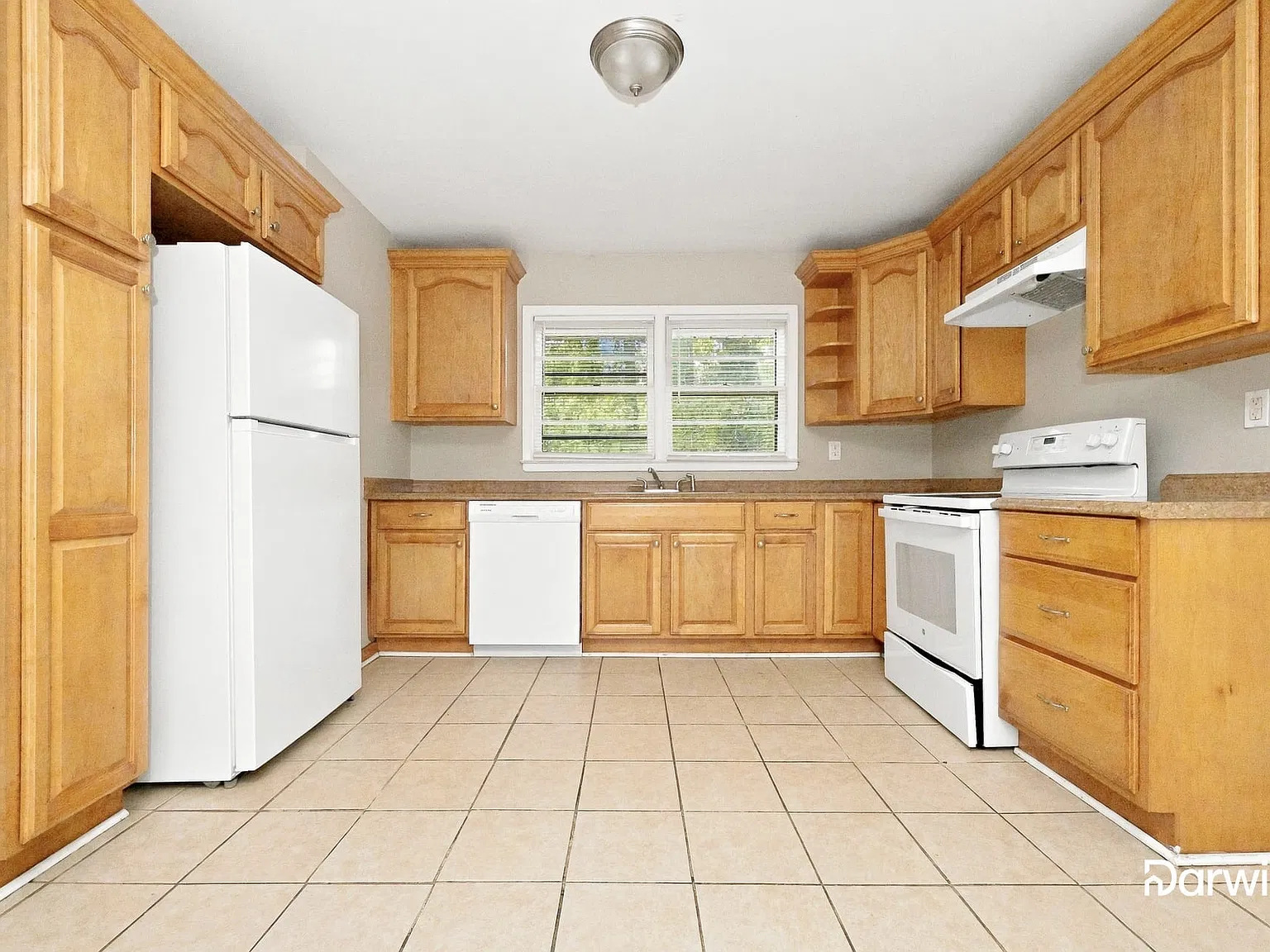 3 bed, 1.5 bath, 1100 sqft, $1,520 — Photo 2