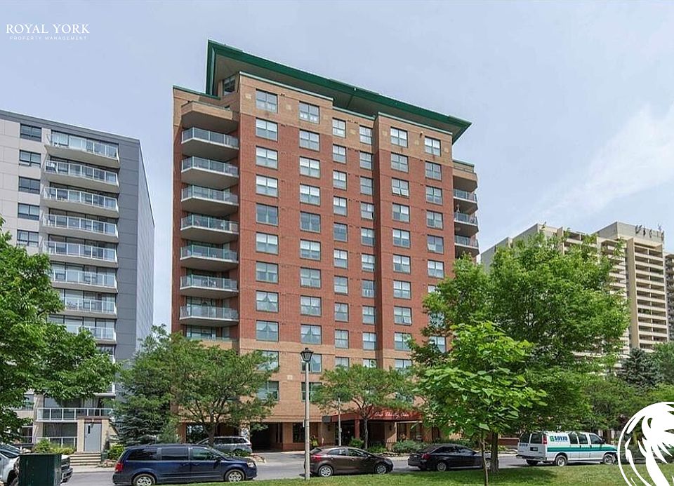 2nd image of 131 Wurtemburg St #404
