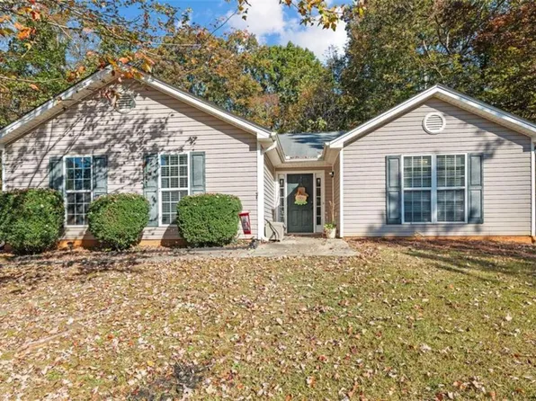 5234 Misty Meadow Dr, Lula, GA 30554