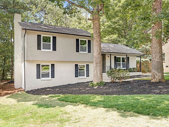 4th image of 801 McLaughlin Dr