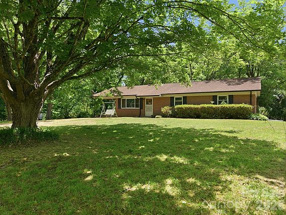 3rd image of 2550 Miami Church Rd