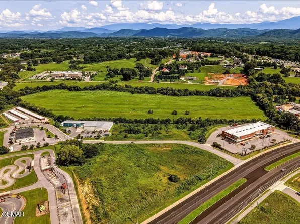 0 Middle Creek Rd Lot 0, Sevierville, TN 37862