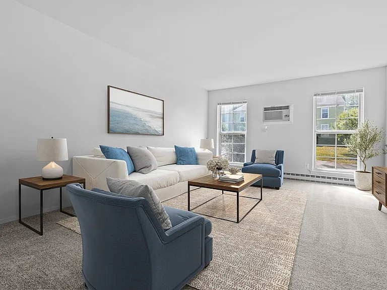Kensington Park Apartments — Photo 1