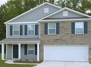 2233 Rolling Hills Dr, Dallas, NC 28034