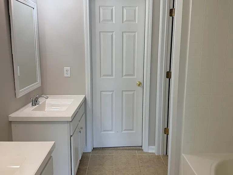 3408 Laurenhurst Ln — Photo 13