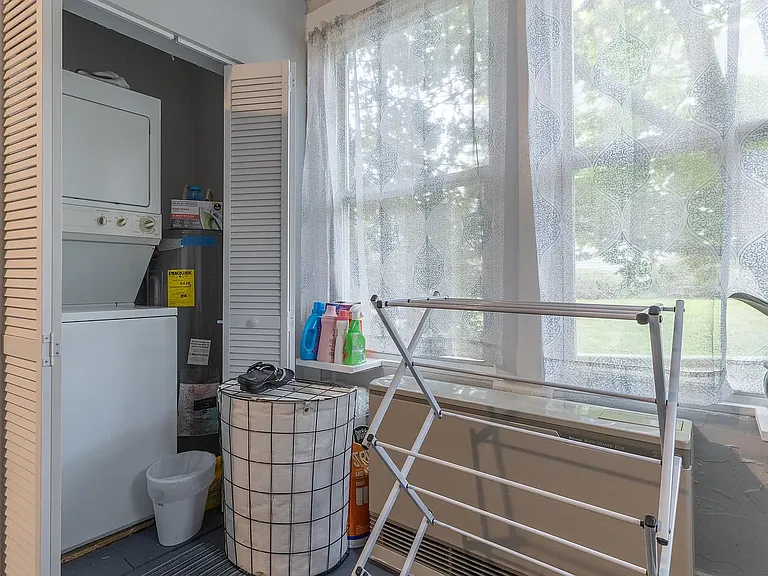 19 Central St #19 — Photo 2