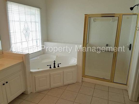 2nd image of 4469 Beacon Hill Dr