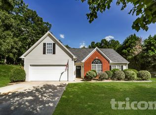 5545 Amber Cove Way, Flowery Branch, GA 30542