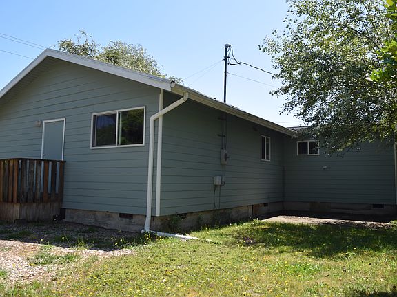 2nd image of 25501 Vernon Ave