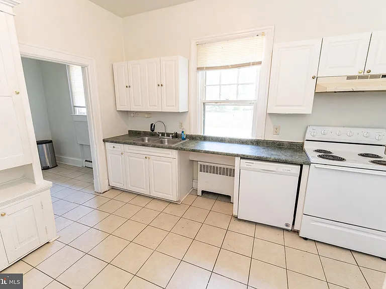 733 Camden Ave #B — Photo 23