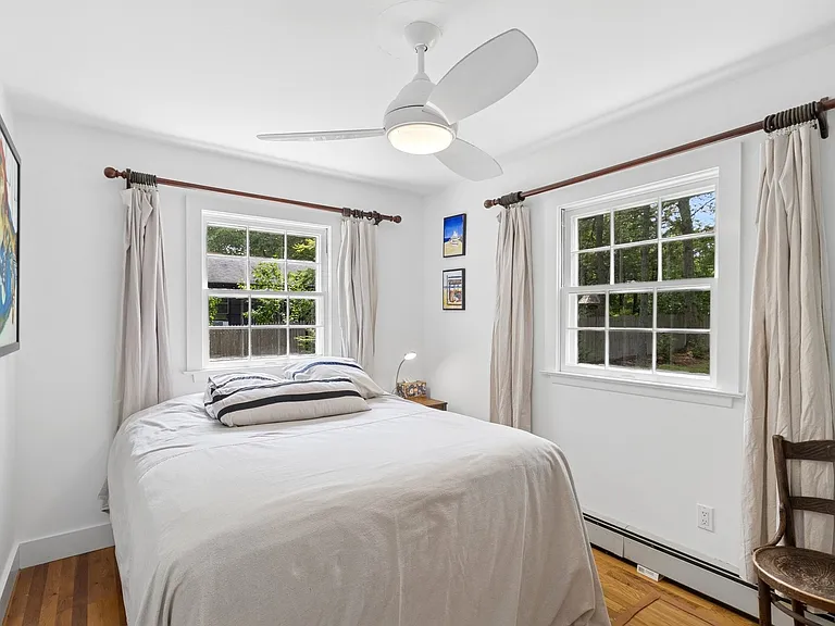 232 Norfolk Dr — Photo 17