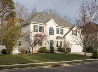 32 Chancellor Park Dr, Mays Landing, NJ 08330