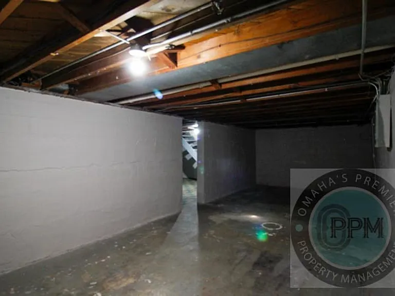 2119 Monroe St — Photo 17