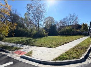 1002 S Yellow Springs St, Springfield, OH 45506