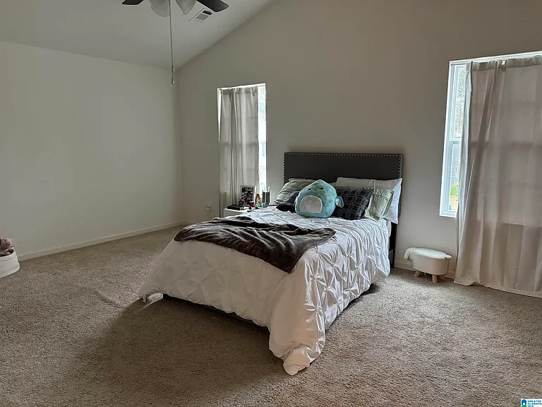 204 Chelsea Park Rd — Photo 10